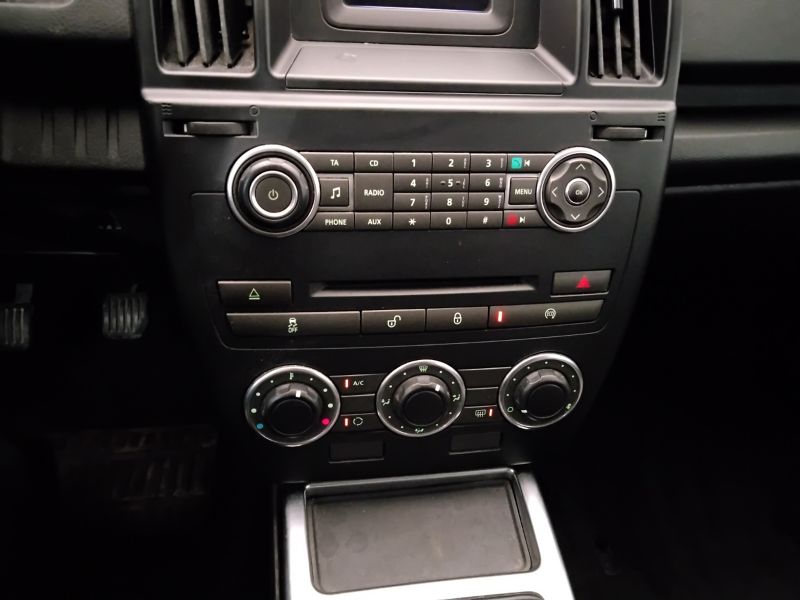 GuidiCar - LAND ROVER Freelander 2013 Freelander 2.2 ed4 S 2wd 150cv Usato